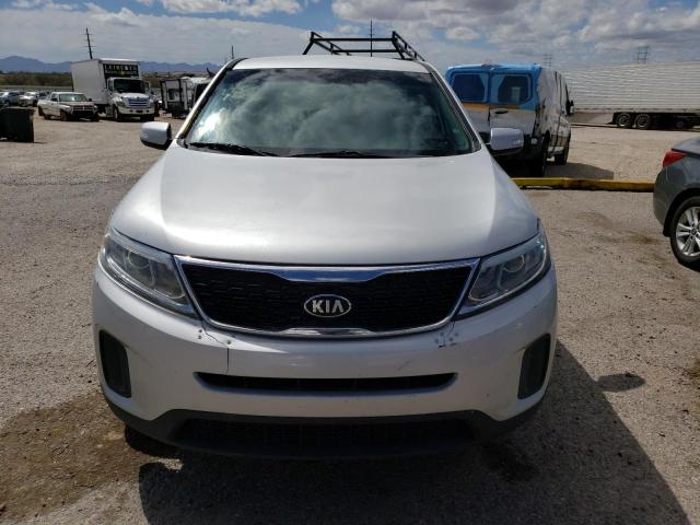 Photo 4 VIN: 5XYKT3A64FG602147 - KIA SORENTO LX 