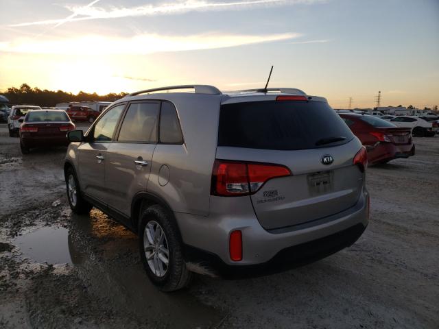 Photo 2 VIN: 5XYKT3A64FG602844 - KIA SORENTO LX 