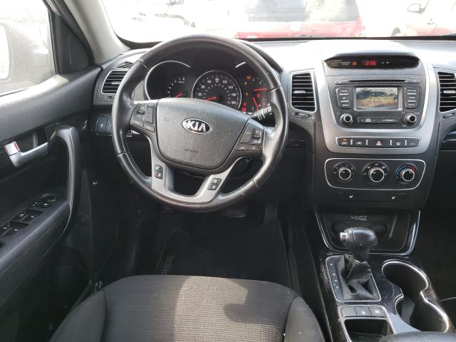 Photo 8 VIN: 5XYKT3A64FG602844 - KIA SORENTO LX 