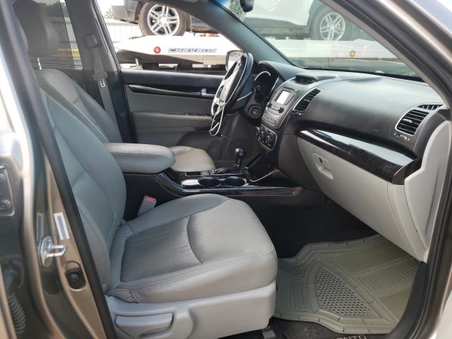 Photo 4 VIN: 5XYKT3A64FG644057 - KIA SORENTO LX 