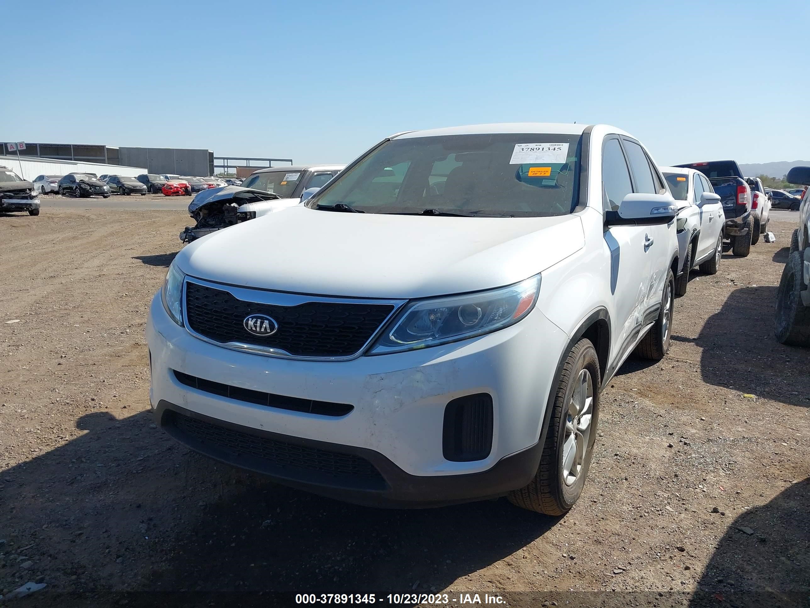 Photo 1 VIN: 5XYKT3A64FG660372 - KIA SORENTO 