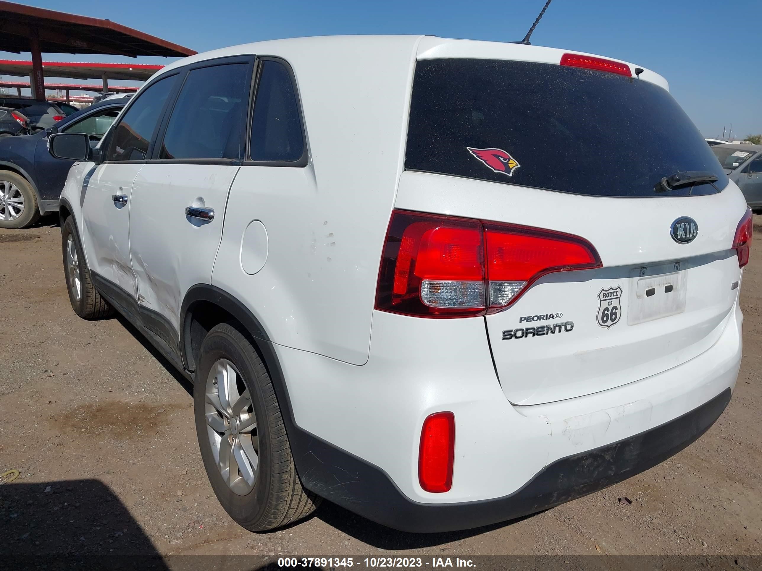 Photo 5 VIN: 5XYKT3A64FG660372 - KIA SORENTO 