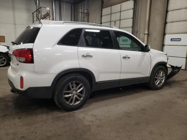 Photo 2 VIN: 5XYKT3A64FG662042 - KIA SORENTO LX 