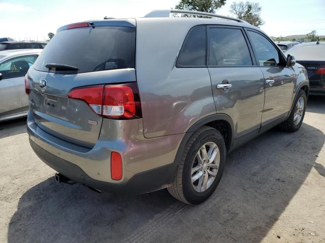 Photo 2 VIN: 5XYKT3A64FG662073 - KIA SORENTO LX 