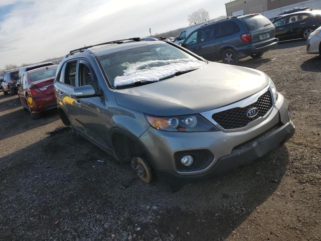 Photo 3 VIN: 5XYKT3A65DG322637 - KIA SORENTO LX 