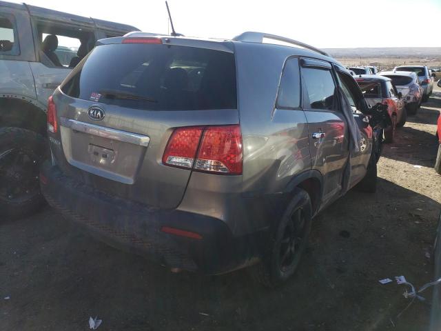 Photo 2 VIN: 5XYKT3A65DG370221 - KIA SORENTO LX 