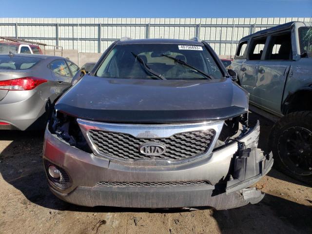 Photo 4 VIN: 5XYKT3A65DG370221 - KIA SORENTO LX 