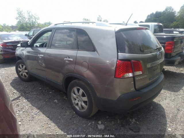 Photo 2 VIN: 5XYKT3A65DG390078 - KIA SORENTO 