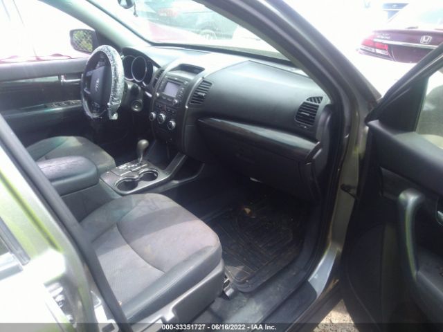 Photo 4 VIN: 5XYKT3A65DG390078 - KIA SORENTO 