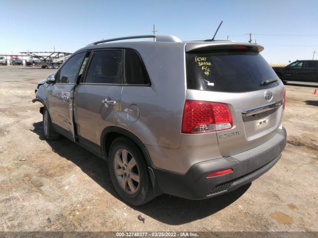 Photo 2 VIN: 5XYKT3A65DG413178 - KIA SORENTO 