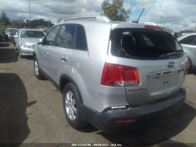 Photo 2 VIN: 5XYKT3A65DG418770 - KIA SORENTO 