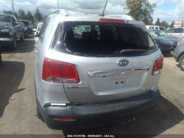 Photo 5 VIN: 5XYKT3A65DG418770 - KIA SORENTO 