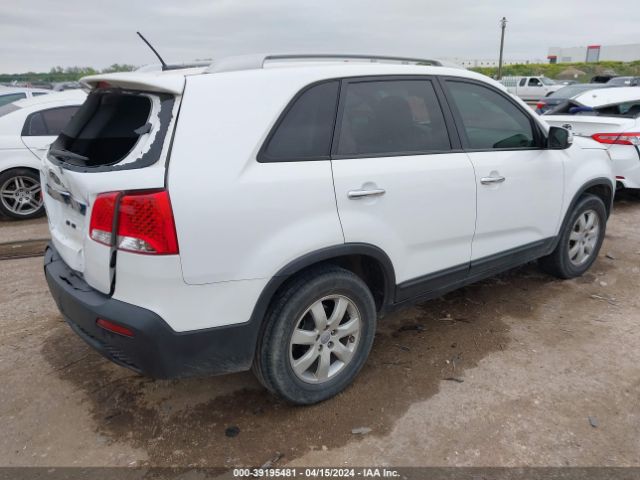 Photo 3 VIN: 5XYKT3A65DG421376 - KIA SORENTO 