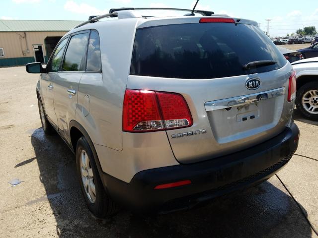 Photo 2 VIN: 5XYKT3A65DG422060 - KIA SORENTO LX 