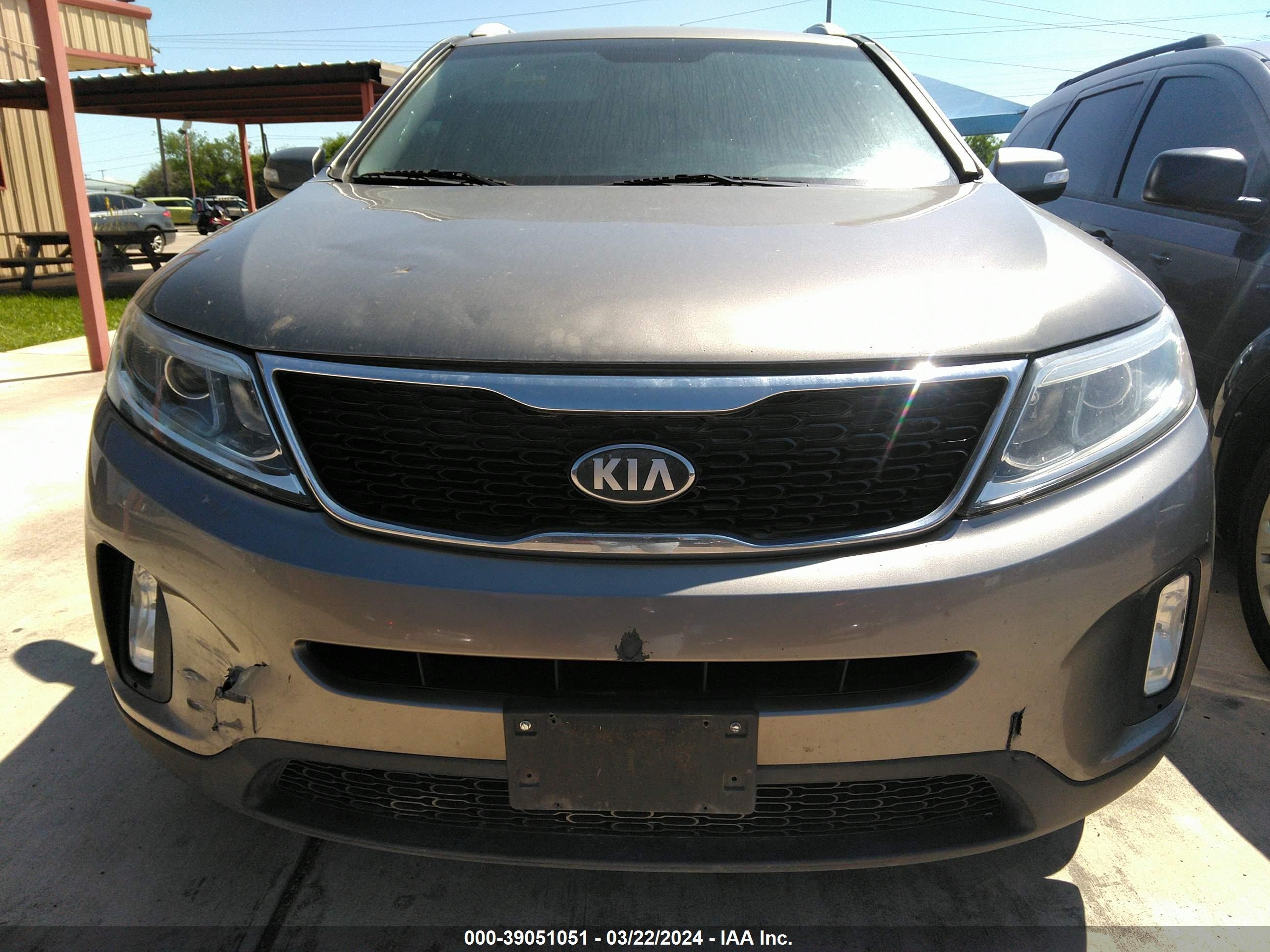 Photo 11 VIN: 5XYKT3A65EG439264 - KIA SORENTO 