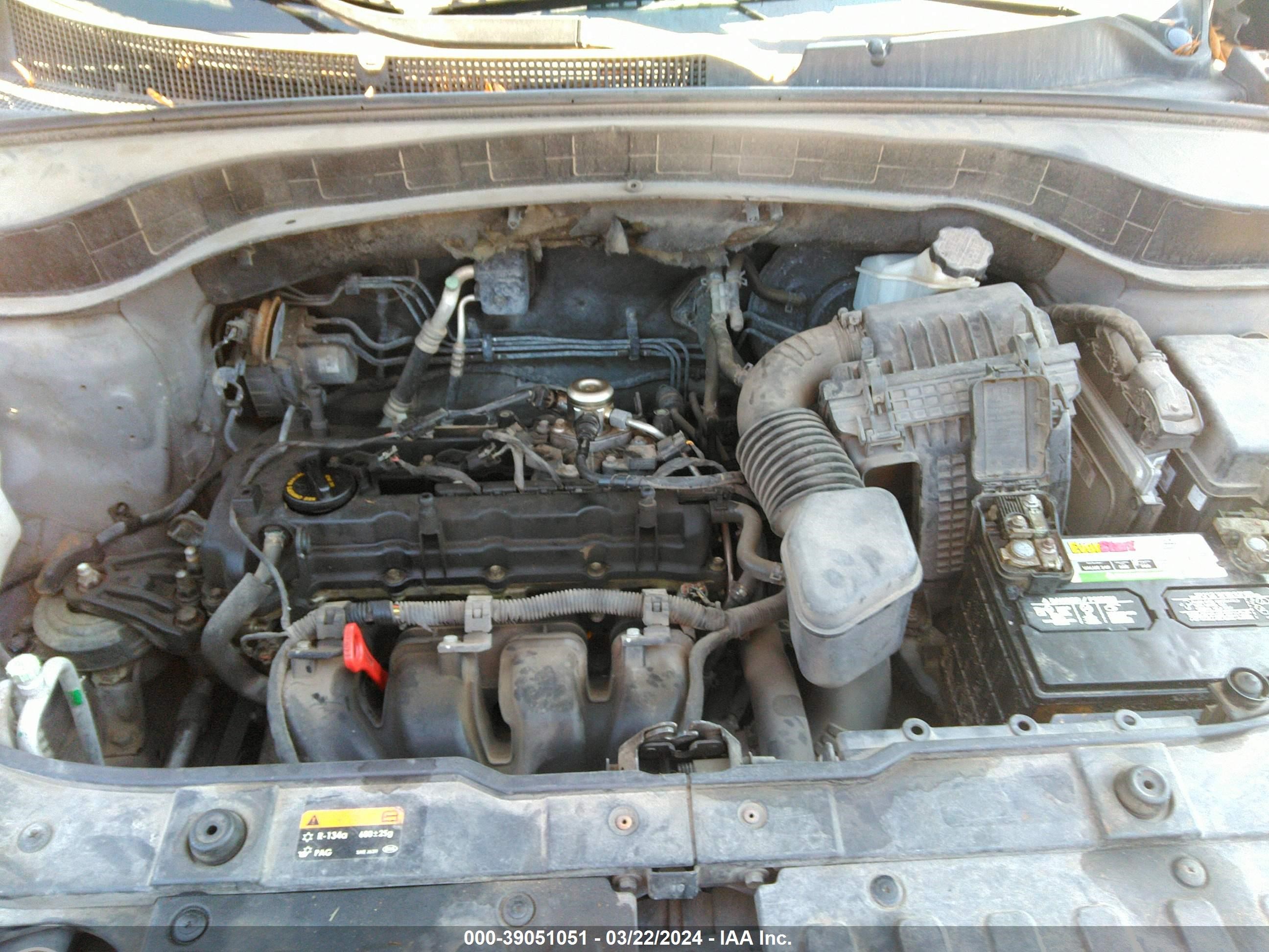 Photo 9 VIN: 5XYKT3A65EG439264 - KIA SORENTO 