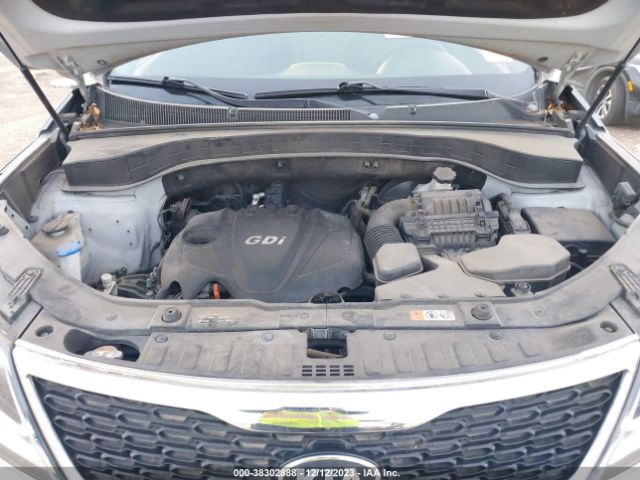 Photo 9 VIN: 5XYKT3A65EG478971 - KIA SORENTO 