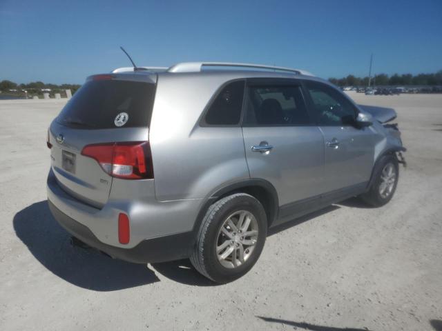 Photo 2 VIN: 5XYKT3A65FG563486 - KIA SORENTO LX 