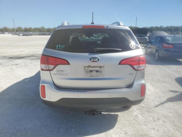 Photo 5 VIN: 5XYKT3A65FG563486 - KIA SORENTO LX 