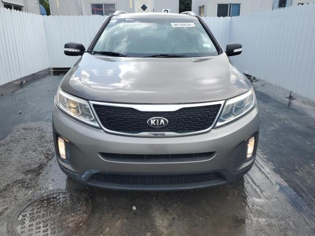 Photo 4 VIN: 5XYKT3A65FG623105 - KIA SORENTO LX 