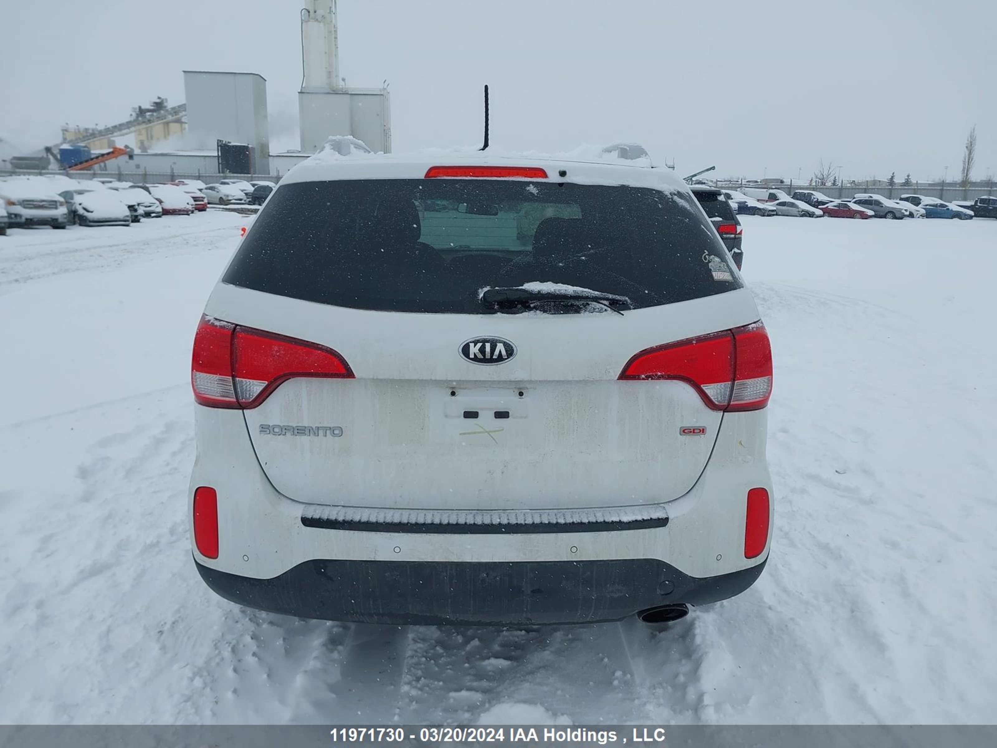 Photo 16 VIN: 5XYKT3A65FG658548 - KIA SORENTO 