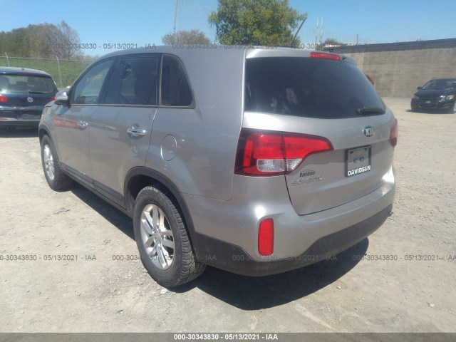 Photo 2 VIN: 5XYKT3A65FG660154 - KIA SORENTO 