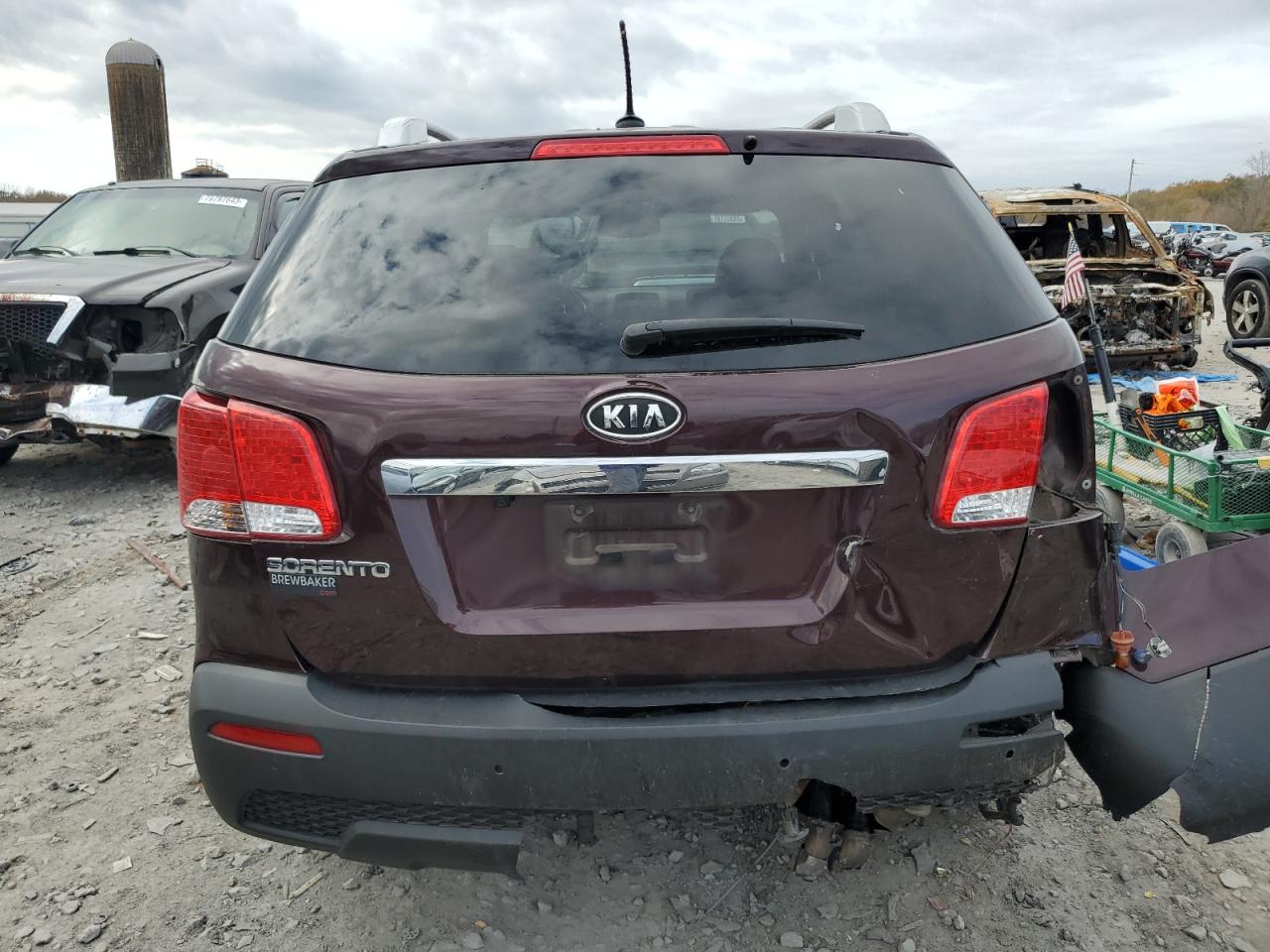 Photo 5 VIN: 5XYKT3A66CG305439 - KIA SORENTO 