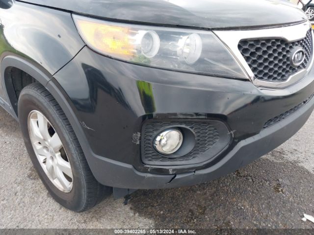 Photo 5 VIN: 5XYKT3A66DG386573 - KIA SORENTO 