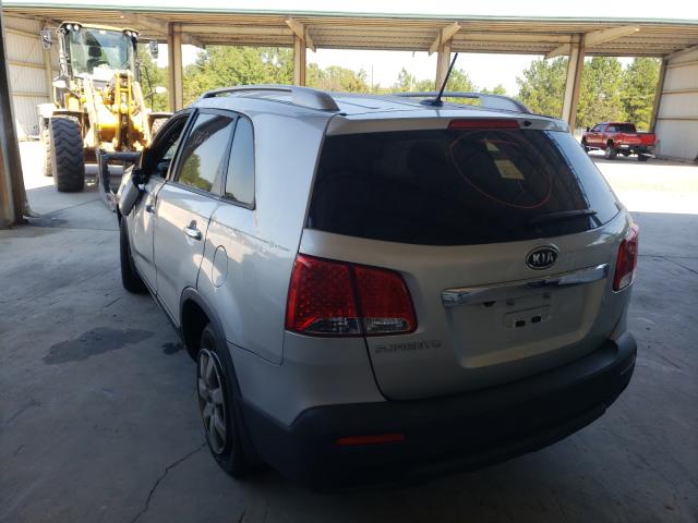 Photo 2 VIN: 5XYKT3A66DG392812 - KIA SORENTO LX 