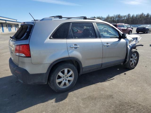 Photo 2 VIN: 5XYKT3A66DG393748 - KIA SORENTO 