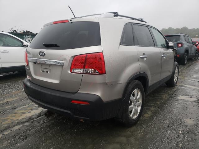 Photo 3 VIN: 5XYKT3A66DG396455 - KIA SORENTO LX 