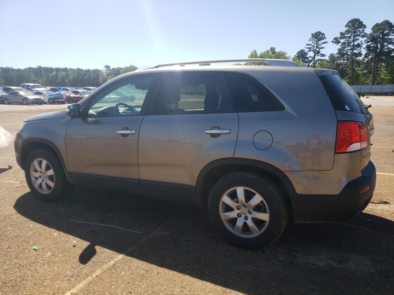 Photo 1 VIN: 5XYKT3A66DG412332 - KIA SORENTO 