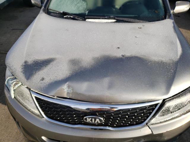 Photo 10 VIN: 5XYKT3A66EG505286 - KIA SORENTO LX 