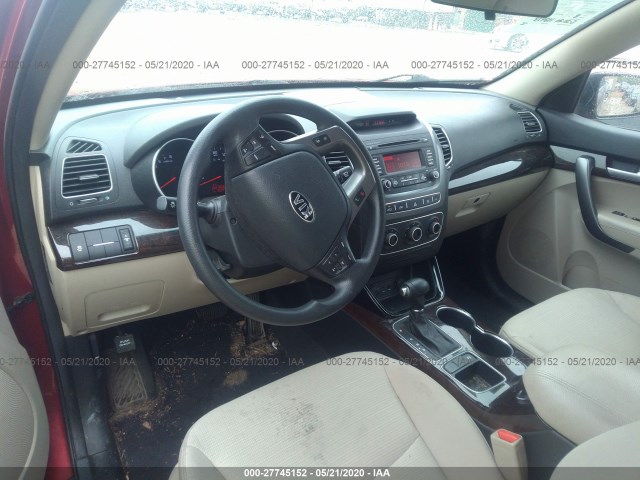 Photo 4 VIN: 5XYKT3A66FG578417 - KIA SORENTO 