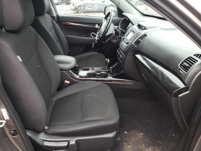 Photo 4 VIN: 5XYKT3A66FG581477 - KIA SORENTO LX 