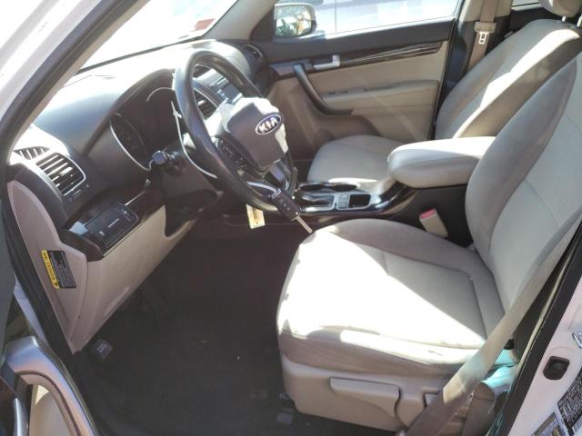 Photo 6 VIN: 5XYKT3A66FG595329 - KIA SORENTO LX 