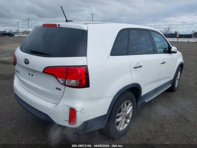 Photo 3 VIN: 5XYKT3A66FG606961 - KIA SORENTO 