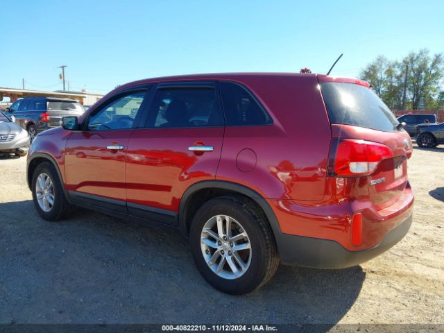 Photo 2 VIN: 5XYKT3A66FG660101 - KIA SORENTO 