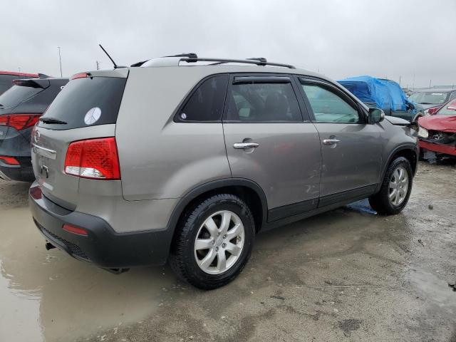 Photo 2 VIN: 5XYKT3A67CG240939 - KIA SORENTO BA 