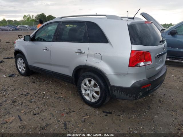 Photo 2 VIN: 5XYKT3A67CG268417 - KIA SORENTO 