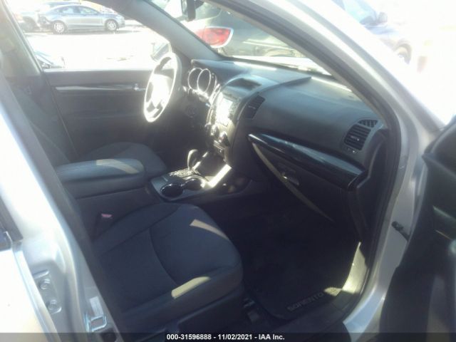 Photo 4 VIN: 5XYKT3A67CG299683 - KIA SORENTO 