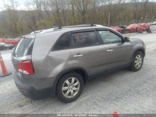 Photo 3 VIN: 5XYKT3A67DG317830 - KIA SORENTO 