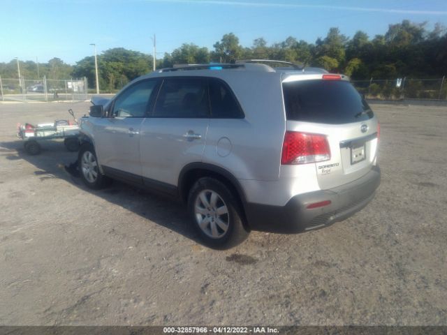 Photo 2 VIN: 5XYKT3A67DG323451 - KIA SORENTO 