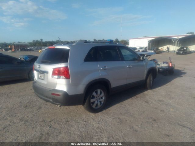 Photo 3 VIN: 5XYKT3A67DG323451 - KIA SORENTO 