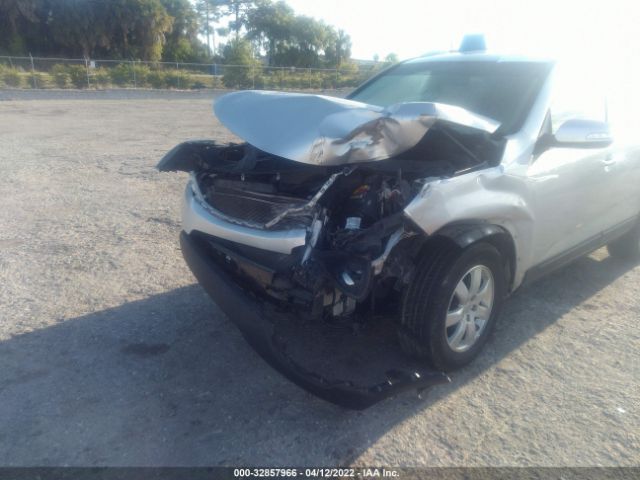 Photo 5 VIN: 5XYKT3A67DG323451 - KIA SORENTO 