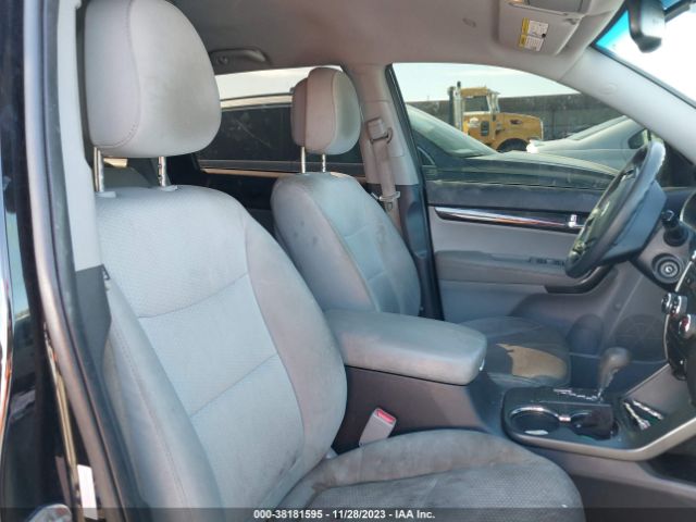 Photo 4 VIN: 5XYKT3A67DG370415 - KIA SORENTO 