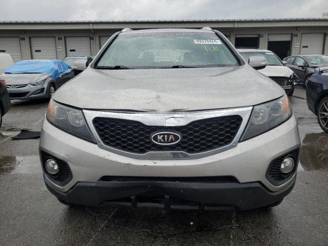 Photo 4 VIN: 5XYKT3A67DG409665 - KIA SORENTO 