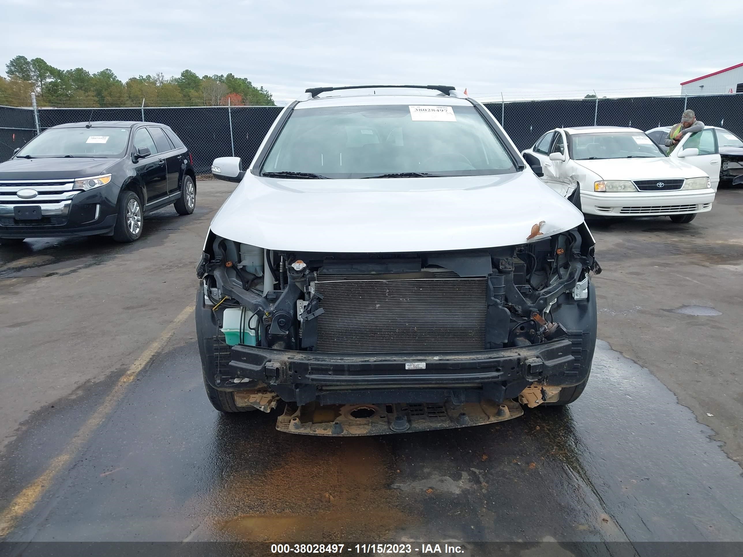 Photo 12 VIN: 5XYKT3A67EG437967 - KIA SORENTO 