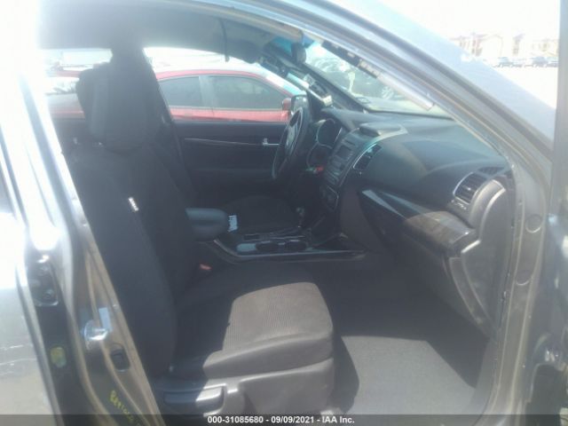 Photo 4 VIN: 5XYKT3A67EG532948 - KIA SORENTO 