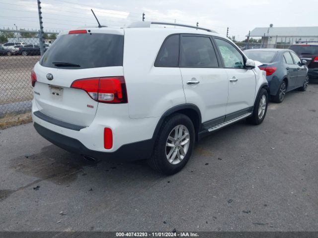 Photo 3 VIN: 5XYKT3A67FG565966 - KIA SORENTO 